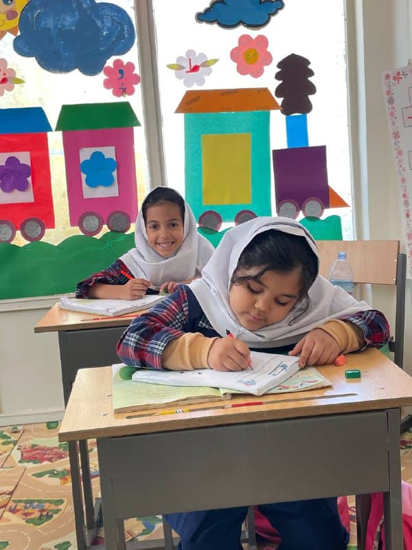 پیش دبستان و دبستان گل نرگس